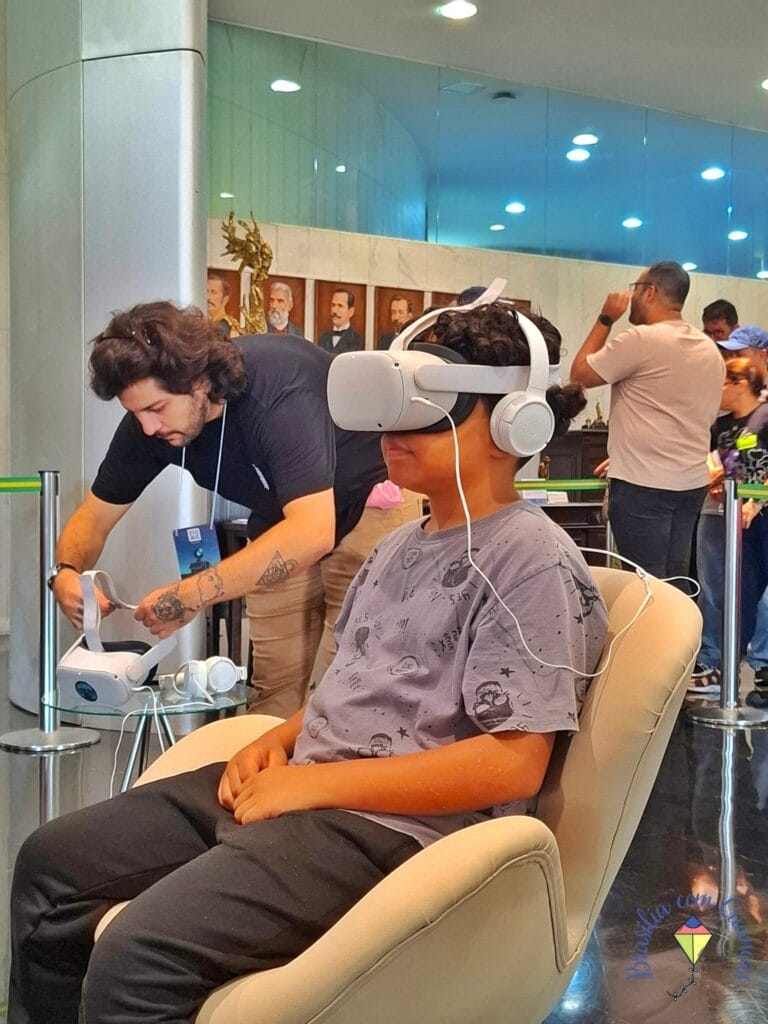 2-768x1024 Experiência imersiva no Senado com realidade virtual