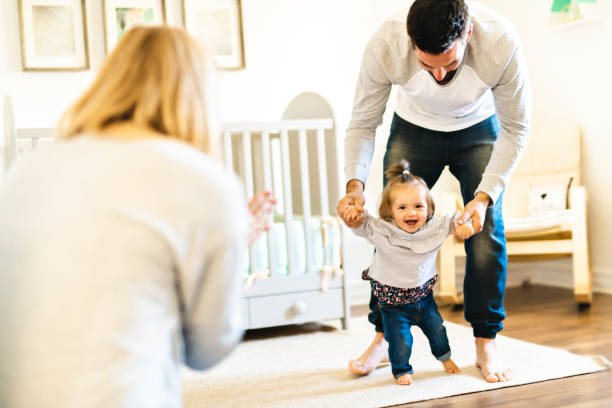 primeiros-passos-do-bebe No mês das mães, CineMaterna é opção de entretenimento para famílias com bebês no Iguatemi Brasília
