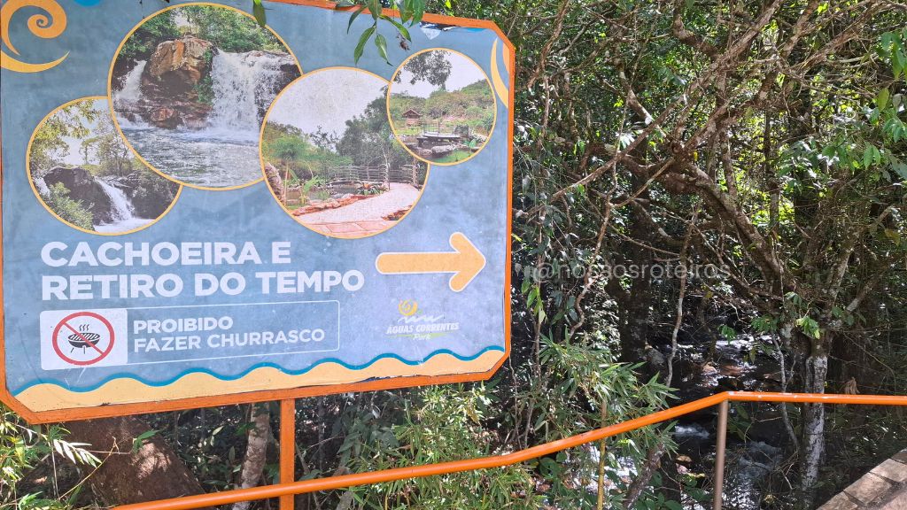 Placa-Cachoeira-e-Retiro-do-Tempo Um parque entre dois estados, com natureza e diversão para toda a família