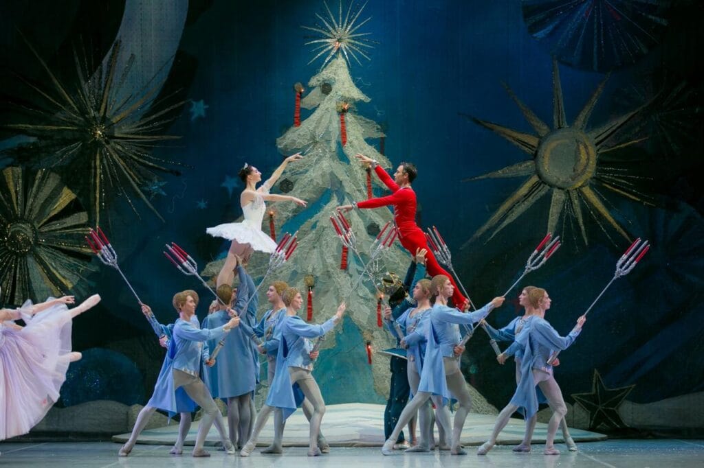 QuebraNozes2-1024x682 BALLET CLÁSSICO DE SÃO PETERSBURGO TRAZ AO BRASIL “O QUEBRA-NOZES” COM PARTICIPAÇÃO DE ALEXANDER VOLCHKOV