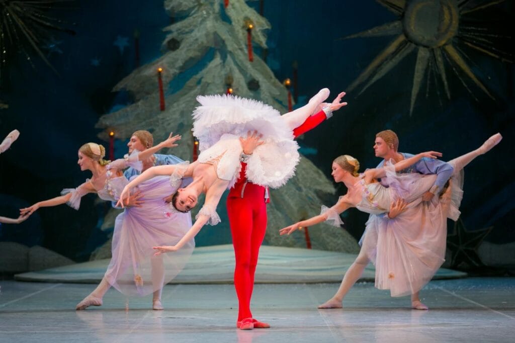QuebraNozes3-1024x682 BALLET CLÁSSICO DE SÃO PETERSBURGO TRAZ AO BRASIL “O QUEBRA-NOZES” COM PARTICIPAÇÃO DE ALEXANDER VOLCHKOV