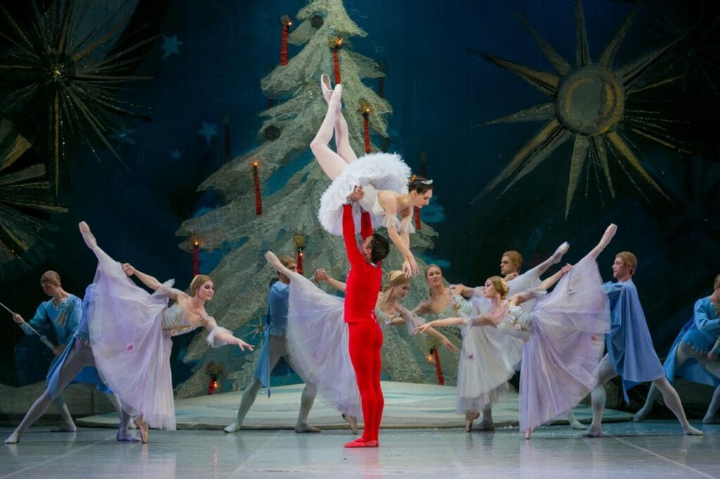 QuebraNozes6-1024x682 BALLET CLÁSSICO DE SÃO PETERSBURGO TRAZ AO BRASIL “O QUEBRA-NOZES” COM PARTICIPAÇÃO DE ALEXANDER VOLCHKOV