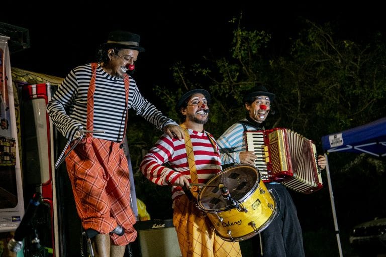 Circo-Artetude-25-anos Cultura Via Satélite celebra os 25 anos dos Irmãos Saúde em São Sebastião