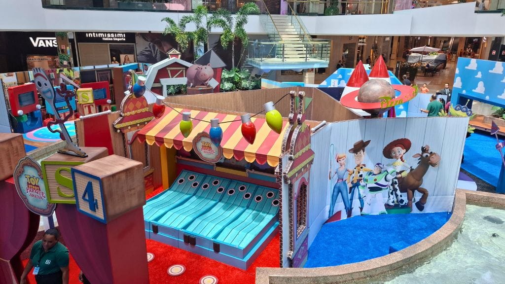 Parque-Toy-Story TOY STORY NO PARKSHOPPING