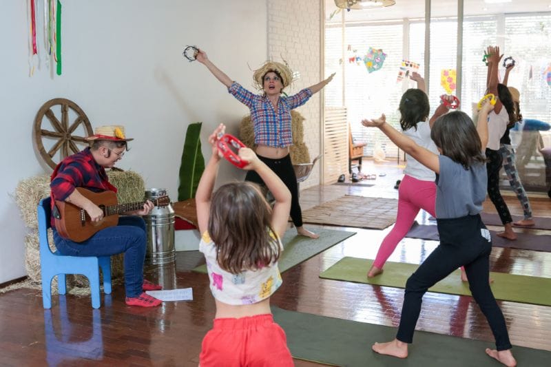 Yoga-para-criancas-Nambir Roça Cri-criativa realiza show musical para a primeira infância no DF