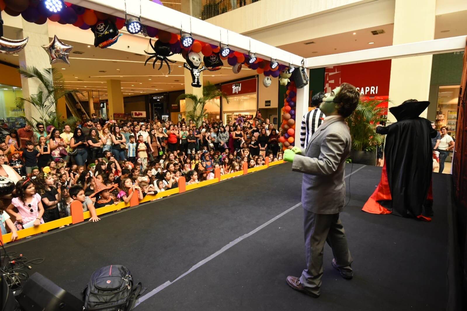 halloween-jk-shopping Brasília recebe o Festival Internacional de Arte Naif até 7 de dezembro