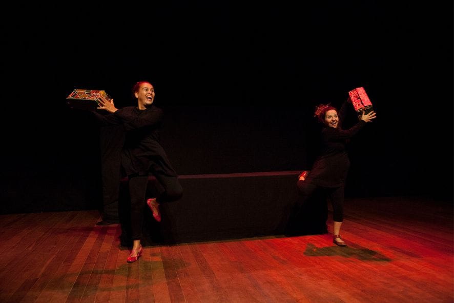 caixeiras-de-boneca Boulevard Shopping Brasília celebra Dia das Mães com colar exclusivo da Coralli Joias