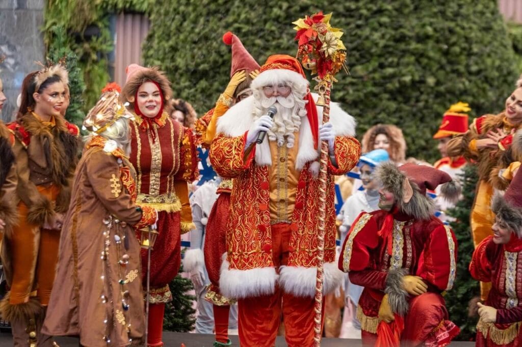 papai-noel-manhattan-shopping-1024x682 Manhattan Shopping celebra a magia do Natal com apresentações gratuitas aos domingos
