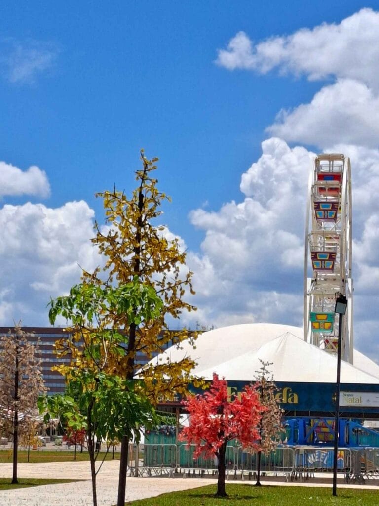 Natal-Esplanada-768x1024 Nosso Natal 2025 ilumina a capital federal