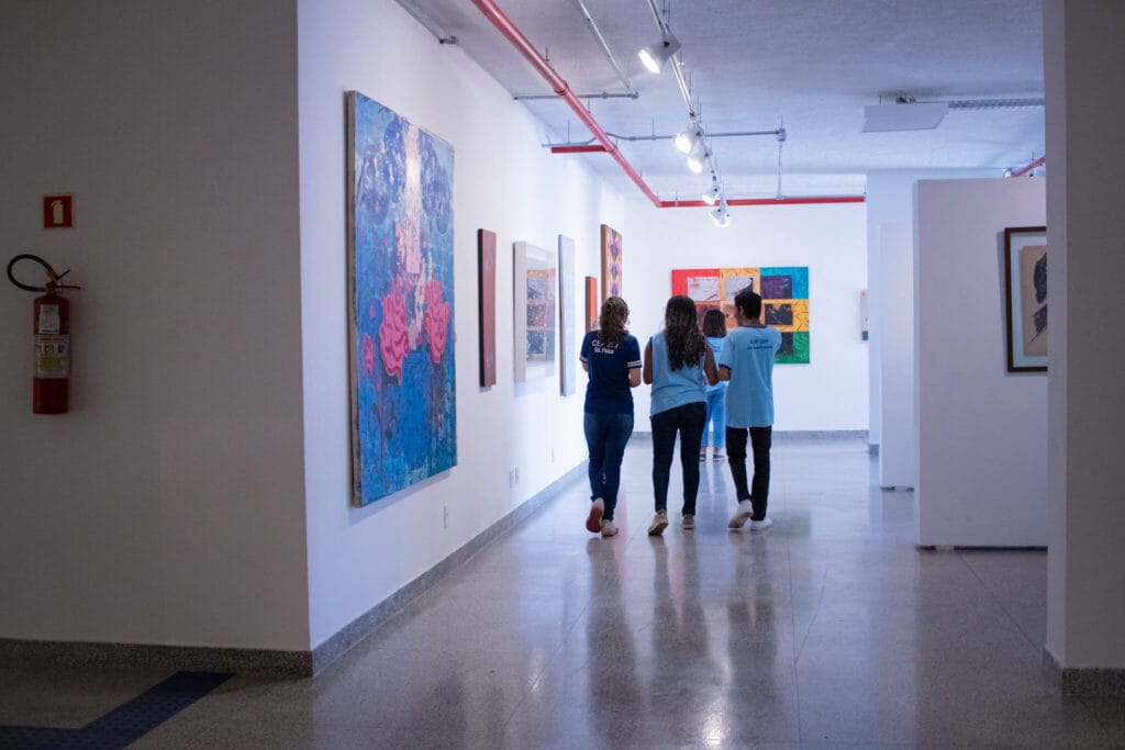 Exposicao-no-Museu-de-Arte-de-Brasilia-1024x683 Programação de férias no MAB Educativo tem oficinas e atividades gratuitas para crianças em janeiro