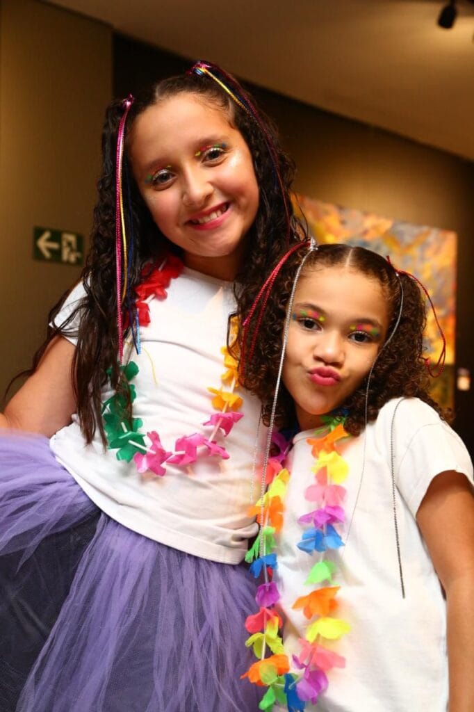 Criancas-em-baile-de-Carnaval-682x1024 Tardes de Folia transforma o JK Shopping em palco de carnaval para os pequenos