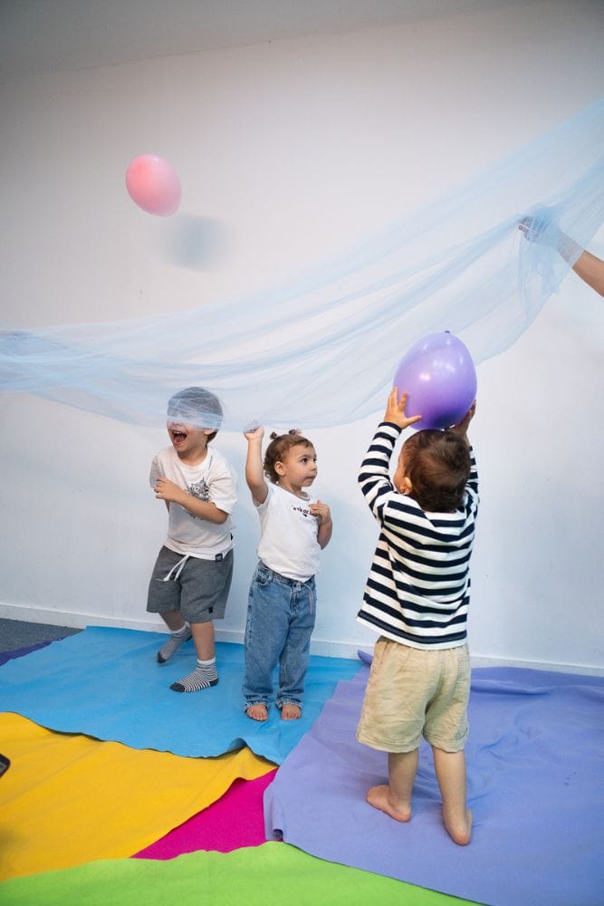 Oficina-Sensorial-para-bebes-no-Ccbb Rolê Cultural do CCBB Brasília em maio: programação gratuita com oficinas, percussão afro-brasileira e atividades para crianças