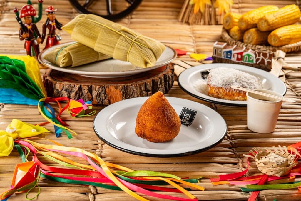 Cafe-e-Um-Chero-Coxinha-1024x683 Festa Junina do Pontão Lago Sul: programação, comidas típicas e atrações para toda a família