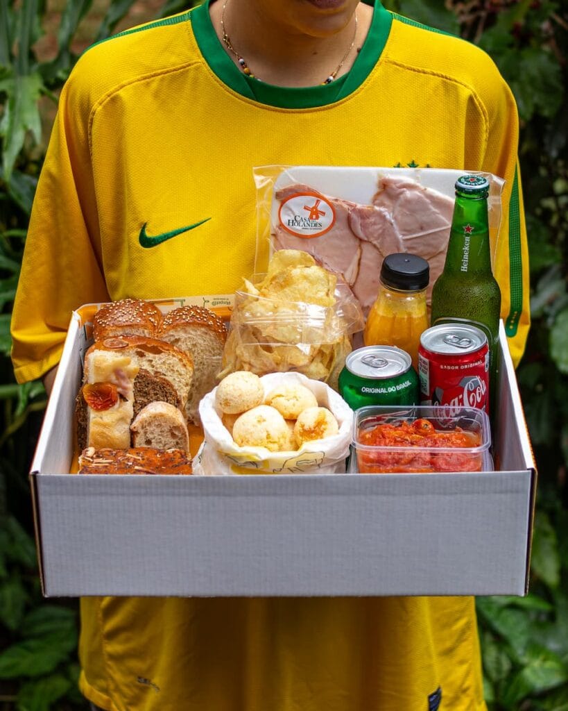 kit-torcida-do-brasil-819x1024 Ernesto Cafés Especiais lança kits para torcer em casa durante os jogos da Copa